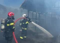FOTO Un saivan de aproximativ 100 de metri pătrați a ars complet în Cisnădie