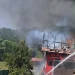 Incendiu la o șură din Mijlocenii Bârgăului. Focul a cuprins acoperișul anexei