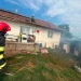 Mai multe anexe gospodărești în flăcări. Intervin pompierii mureșeni
