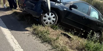 Accident între Halmeu și Turulung. 2 persoane rănite, una încarcerată