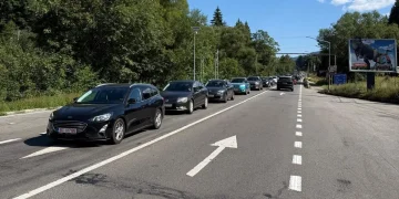 Trafic îngreunat pe DN1, din Brașov spre București. Coloanele încep din Predeal