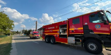 Șase tone de baloți făcute scrum în Satu Mare. Cauza incendiului, fumatul