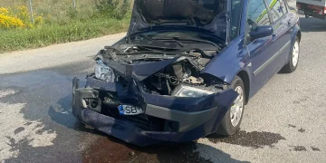 Accident rutier în localitatea Mănăstirea. Două persoane transportate la spital de echipajele de urgență