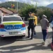 Tineri reținuți de polițiștii din Săcele după un furt dintr-o societate comercială