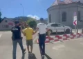 Bărbat reținut de polițiști la Săcele după ce și-a agresat partenera în mod repetat
