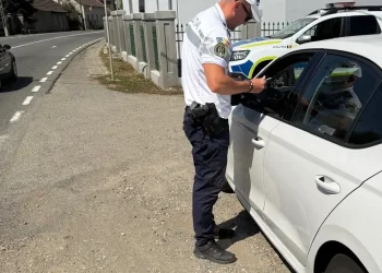 Viteza boală mare pe șoselele din Bihor. 73 de șoferi amendați, 5 au rămas fără permis