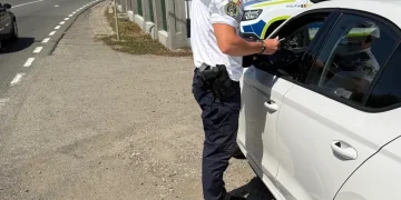 Viteza boală mare pe șoselele din Bihor. 73 de șoferi amendați, 5 au rămas fără permis