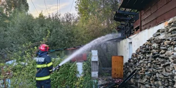 Intervenție a pompierilor pe strada Rozmarinului din Sibiu