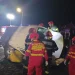 FOTO Accident grav în Alba Iulia. Persoană încarcerată într-o autoutilitară