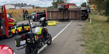 Accident rutier grav pe DN15 în localitatea Gornești. Două mașini implicate și posibile victime încarcerate