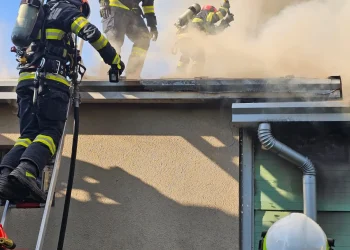 Incendiu la un magazin de încălțăminte pe strada Cloșca din Satu Mare
