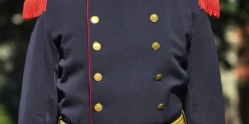 90 de ani de la prima subunitate de pompieri la Satu Mare. Defilare cu uniforme de epocă și atelaj tras de cai