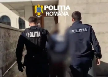 VIDEO Bărbat arestat după un scandal într-un supermarket din Apahida. A furat produse, a agresat angajați și s-a dedat la gesturi indecente