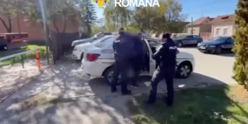 VIDEO Table interactive furate dintr-o școală din Huedin. Prejudiciu de peste 360.000 de lei