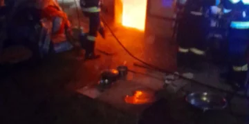 Incendiu în Blaj. Pompierii caută o persoană posibil surprinsă de flăcări
