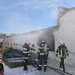 Incendiu la o fermă din Dumbrăvița, Brașov. O hală cu paie, cuprinsă de flăcări