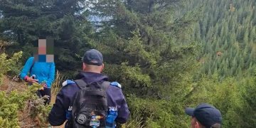 VIDEO Turistă din Belgia, rătăcită în Munții Rodnei. A fost găsită după 3 ore de căutări