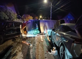 FOTO Carambol pe strada Sitarilor din Cluj-Napoca. 4 mașini implicate, 2 șoferi băuți
