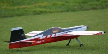 Intervenție a pirotehniștilor. Aeromodel confundat cu o dronă pe Calea Florești din Cluj-Napoca